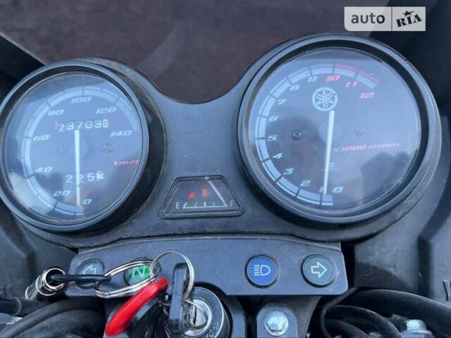 Сірий Ямаха YBR125, об'ємом двигуна 0.1 л та пробігом 24 тис. км за 1500 $, фото 4 на Automoto.ua