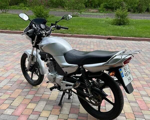 Сірий Ямаха YBR125, об'ємом двигуна 0.12 л та пробігом 36 тис. км за 1600 $, фото 5 на Automoto.ua