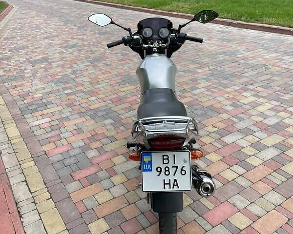 Серый Ямаха YBR125, объемом двигателя 0.12 л и пробегом 36 тыс. км за 1600 $, фото 2 на Automoto.ua