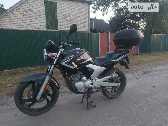 Сірий Ямаха YBR 250, об'ємом двигуна 0.25 л та пробігом 10 тис. км за 2400 $, фото 5 на Automoto.ua