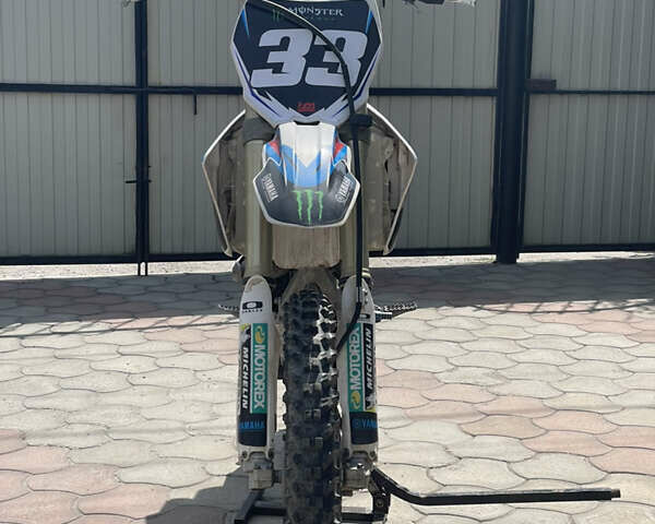 Ямаха YZ 250F, объемом двигателя 0.25 л и пробегом 9 тыс. км за 2850 $, фото 2 на Automoto.ua