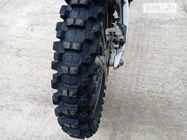 Ямаха YZ 450F, объемом двигателя 0.49 л и пробегом 2 тыс. км за 3500 $, фото 8 на Automoto.ua