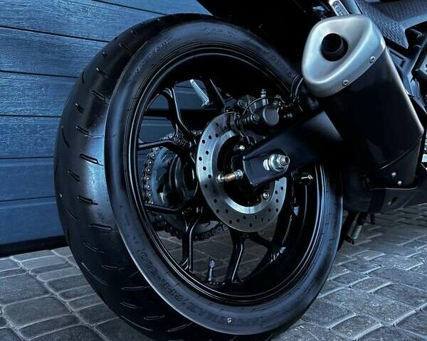 Черный Ямаха YZF-R3, объемом двигателя 0.32 л и пробегом 9 тыс. км за 5500 $, фото 8 на Automoto.ua