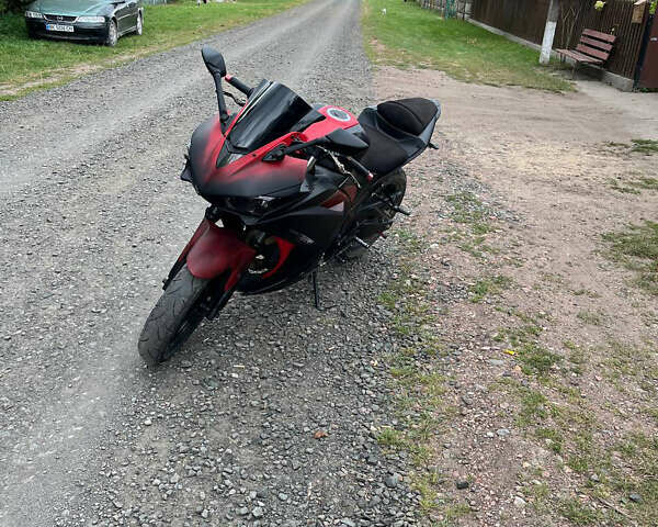 Черный Ямаха YZF-R3, объемом двигателя 0.32 л и пробегом 34 тыс. км за 2750 $, фото 8 на Automoto.ua