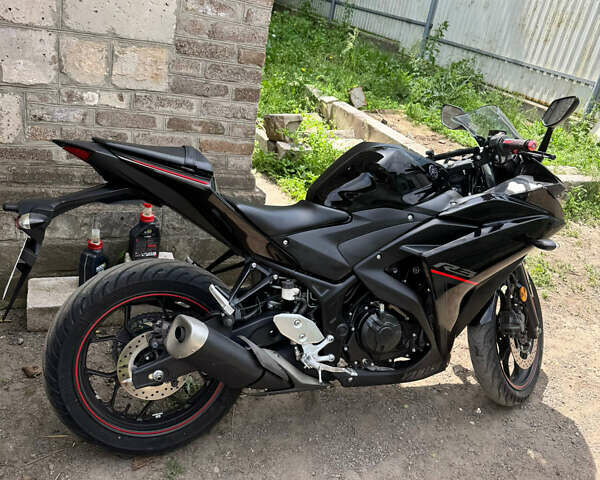 Черный Ямаха YZF-R3, объемом двигателя 0.32 л и пробегом 14 тыс. км за 4799 $, фото 2 на Automoto.ua