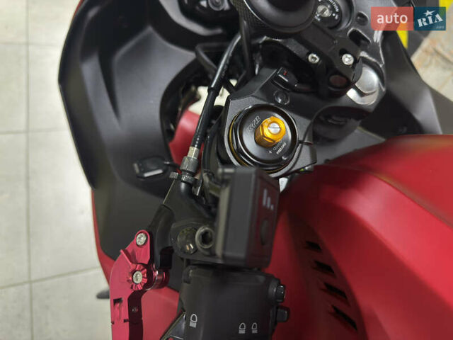 Красный Ямаха YZF-R3, объемом двигателя 0.32 л и пробегом 9 тыс. км за 5000 $, фото 4 на Automoto.ua