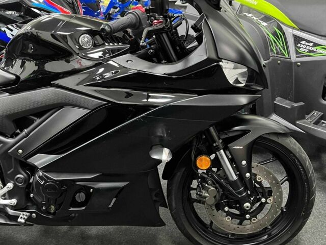 Ямаха YZF-R3, объемом двигателя 0.32 л и пробегом 0 тыс. км за 5100 $, фото 3 на Automoto.ua