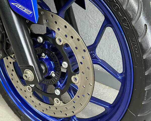 Синий Ямаха YZF-R3, объемом двигателя 0.32 л и пробегом 20 тыс. км за 4600 $, фото 10 на Automoto.ua
