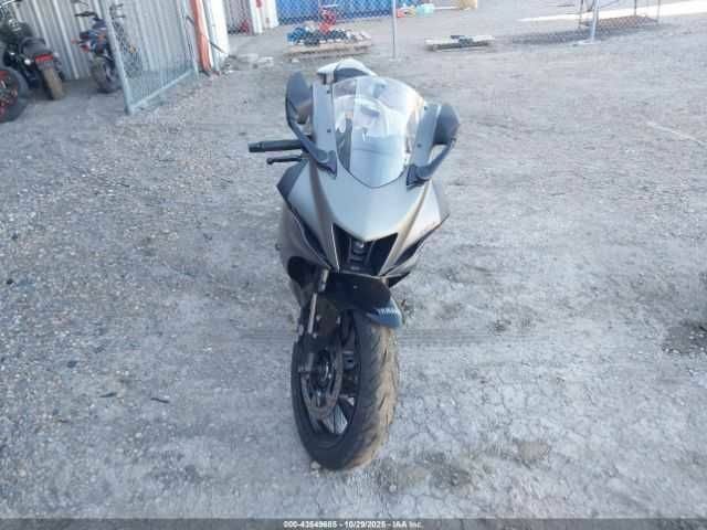 Ямаха YZF-R7, об'ємом двигуна 0.7 л та пробігом 0 тис. км за 2600 $, фото 3 на Automoto.ua