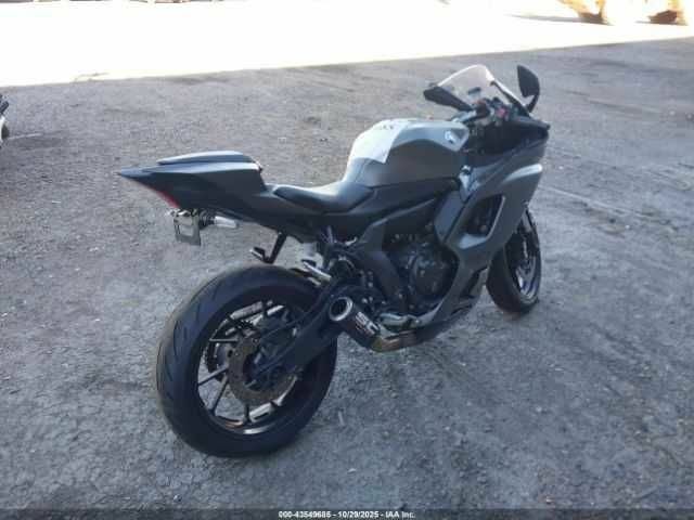 Ямаха YZF-R7, об'ємом двигуна 0.7 л та пробігом 0 тис. км за 2600 $, фото 7 на Automoto.ua