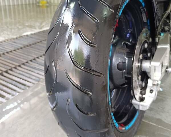 Черный Ямаха YZF 1000R, объемом двигателя 1 л и пробегом 39 тыс. км за 5300 $, фото 39 на Automoto.ua