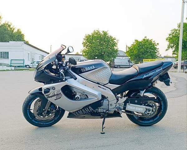 Черный Ямаха YZF 1000R, объемом двигателя 1 л и пробегом 39 тыс. км за 5300 $, фото 7 на Automoto.ua