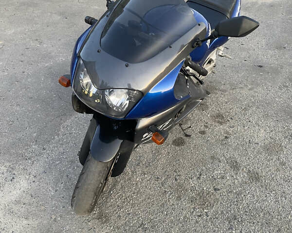 Синий Ямаха YZF 1000R, объемом двигателя 1 л и пробегом 18 тыс. км за 1600 $, фото 1 на Automoto.ua