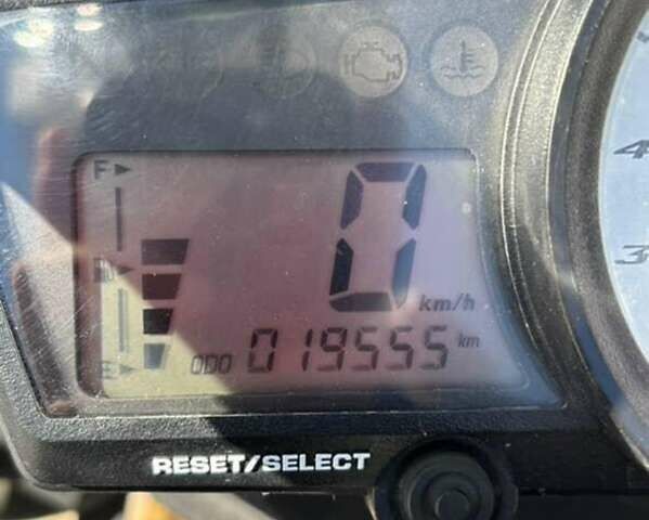 Ямаха YZF R-125, объемом двигателя 0 л и пробегом 19 тыс. км за 2500 $, фото 7 на Automoto.ua