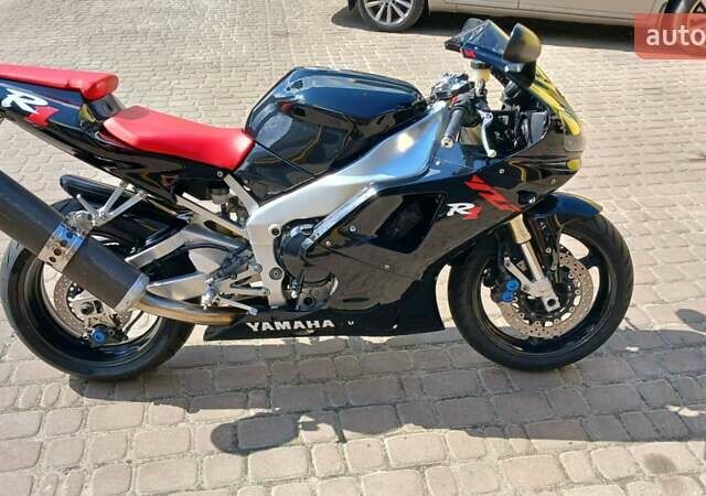 Черный Ямаха YZF R1, объемом двигателя 1 л и пробегом 65 тыс. км за 5600 $, фото 1 на Automoto.ua