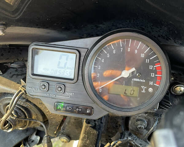 Черный Ямаха YZF R1, объемом двигателя 1 л и пробегом 82 тыс. км за 6000 $, фото 10 на Automoto.ua