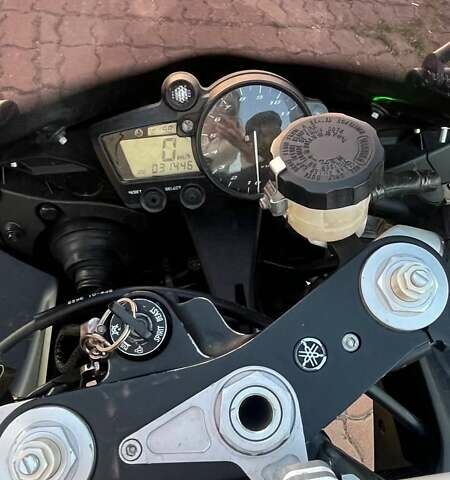 Черный Ямаха YZF R1, объемом двигателя 1 л и пробегом 31 тыс. км за 6100 $, фото 4 на Automoto.ua