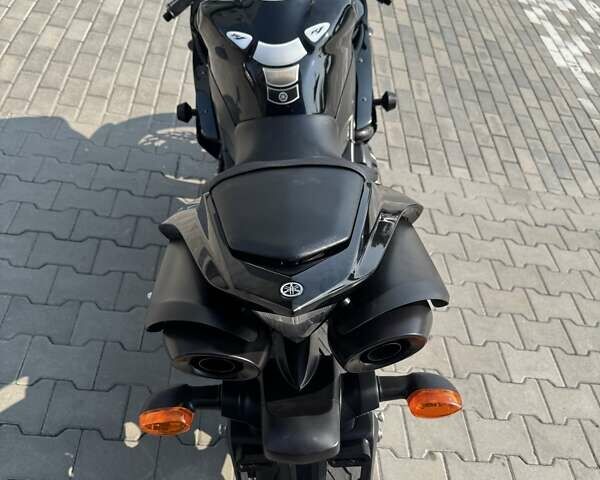 Черный Ямаха YZF R1, объемом двигателя 1 л и пробегом 33 тыс. км за 10699 $, фото 7 на Automoto.ua