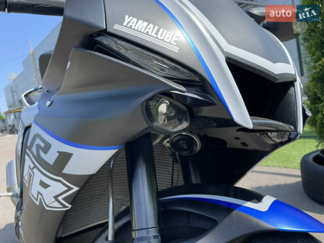 Черный Ямаха YZF R1, объемом двигателя 1 л и пробегом 5 тыс. км за 18500 $, фото 15 на Automoto.ua