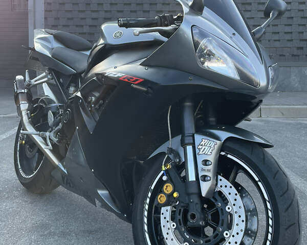 Ямаха YZF R1, объемом двигателя 1 л и пробегом 68 тыс. км за 6000 $, фото 5 на Automoto.ua