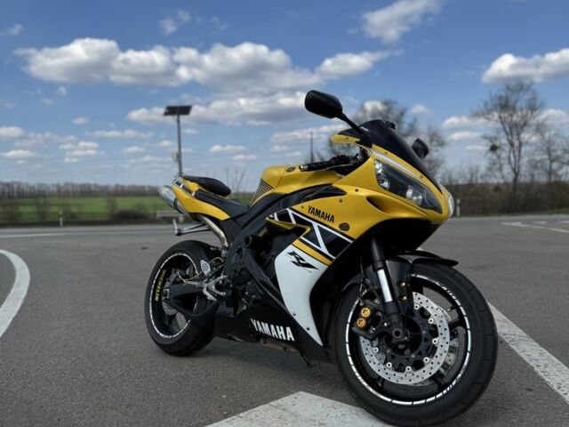 Ямаха YZF R1, об'ємом двигуна 1 л та пробігом 0 тис. км за 7199 $, фото 8 на Automoto.ua