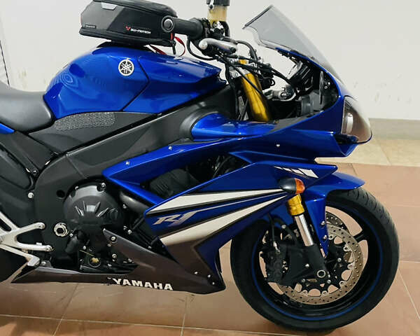 Синій Ямаха YZF R1, об'ємом двигуна 1 л та пробігом 33 тис. км за 9800 $, фото 4 на Automoto.ua