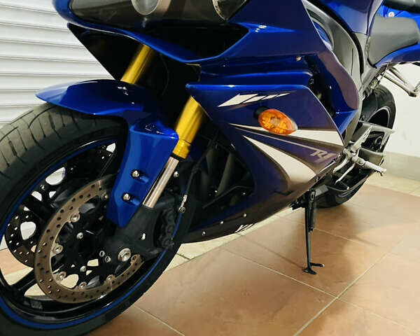 Синій Ямаха YZF R1, об'ємом двигуна 1 л та пробігом 33 тис. км за 9800 $, фото 26 на Automoto.ua