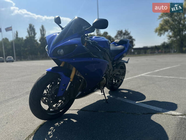 Синий Ямаха YZF R1, объемом двигателя 1 л и пробегом 26 тыс. км за 11000 $, фото 4 на Automoto.ua