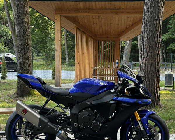 Синій Ямаха YZF R1, об'ємом двигуна 0 л та пробігом 7 тис. км за 10500 $, фото 2 на Automoto.ua
