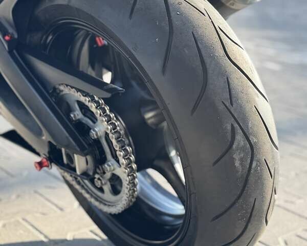 Чорний Ямаха YZF R6, об'ємом двигуна 0.6 л та пробігом 28 тис. км за 6499 $, фото 18 на Automoto.ua