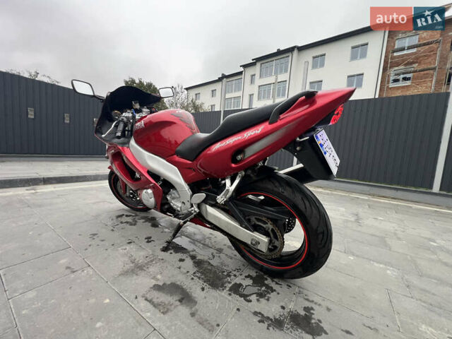 Красный Ямаха YZF R6, объемом двигателя 0.6 л и пробегом 27 тыс. км за 3700 $, фото 8 на Automoto.ua