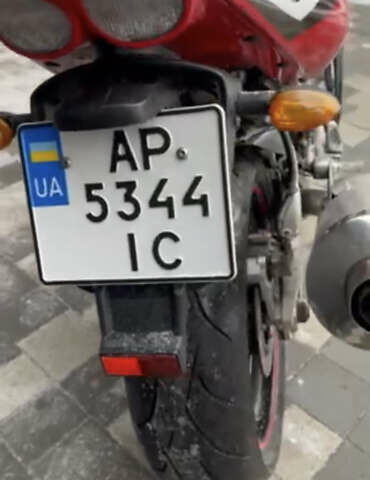 Красный Ямаха YZF R6, объемом двигателя 0 л и пробегом 55 тыс. км за 3800 $, фото 8 на Automoto.ua