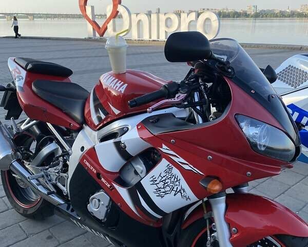 Красный Ямаха YZF R6, объемом двигателя 0 л и пробегом 55 тыс. км за 3800 $, фото 7 на Automoto.ua