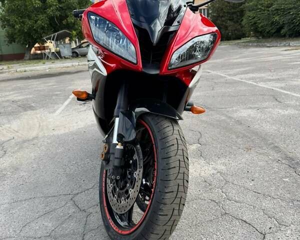 Красный Ямаха YZF R6, объемом двигателя 0.6 л и пробегом 27 тыс. км за 8500 $, фото 9 на Automoto.ua