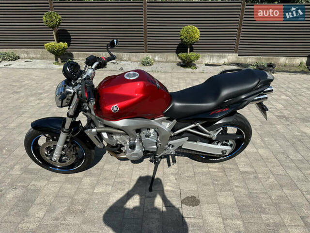 Серый Ямаха YZF R6, объемом двигателя 0.6 л и пробегом 52 тыс. км за 4600 $, фото 2 на Automoto.ua