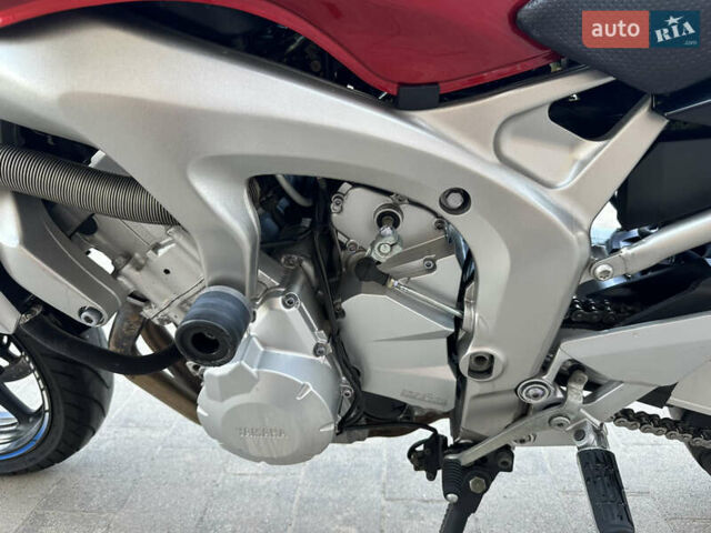 Серый Ямаха YZF R6, объемом двигателя 0.6 л и пробегом 52 тыс. км за 4600 $, фото 9 на Automoto.ua