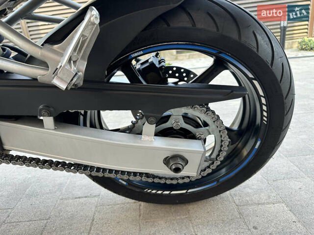 Серый Ямаха YZF R6, объемом двигателя 0.6 л и пробегом 52 тыс. км за 4600 $, фото 13 на Automoto.ua