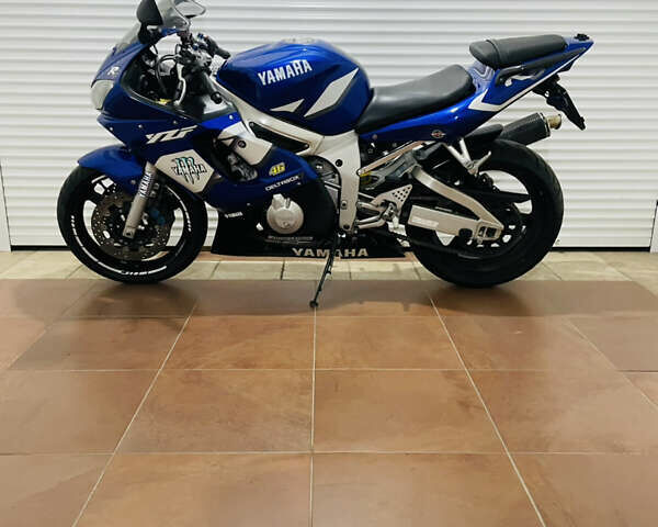 Синий Ямаха YZF R6, объемом двигателя 0.6 л и пробегом 45 тыс. км за 5200 $, фото 3 на Automoto.ua