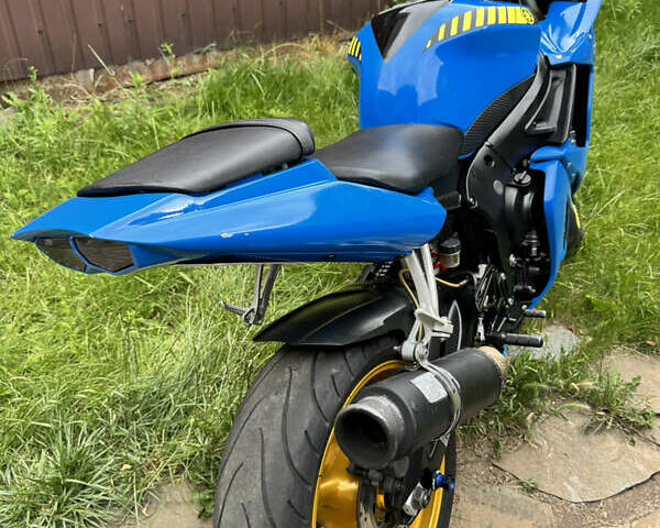 Синий Ямаха YZF R6, объемом двигателя 0.6 л и пробегом 50 тыс. км за 4900 $, фото 1 на Automoto.ua