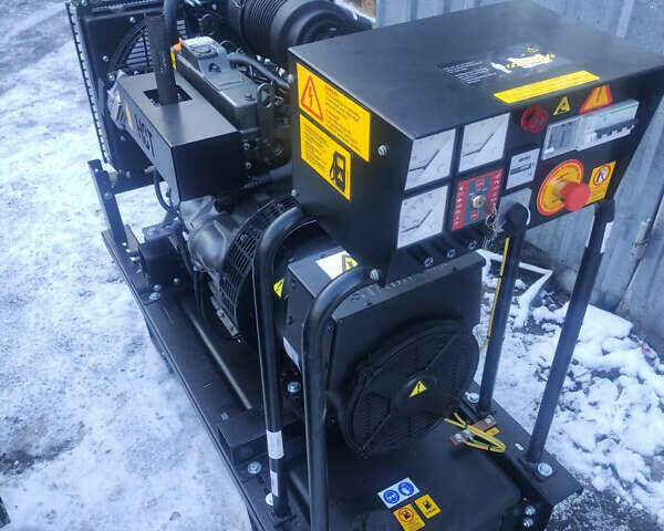 Янмар УЦ, объемом двигателя 0 л и пробегом 0 тыс. км за 10102 $, фото 4 на Automoto.ua