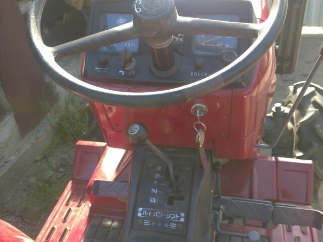 Янмар Другая, объемом двигателя 1.6 л и пробегом 340 тыс. км за 4550 $, фото 3 на Automoto.ua