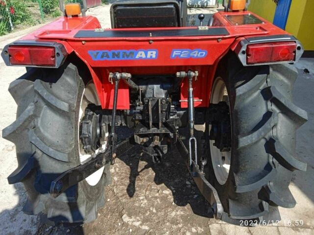 Красный Янмар F24D, объемом двигателя 1400 л и пробегом 1300 тыс. км за 5800 $, фото 2 на Automoto.ua