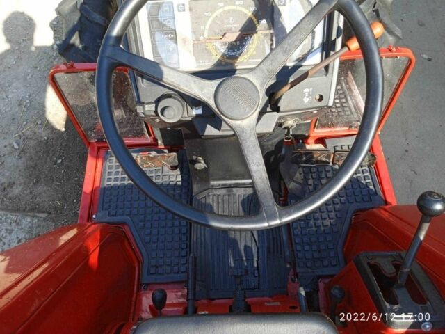 Красный Янмар F24D, объемом двигателя 1400 л и пробегом 1300 тыс. км за 5800 $, фото 4 на Automoto.ua