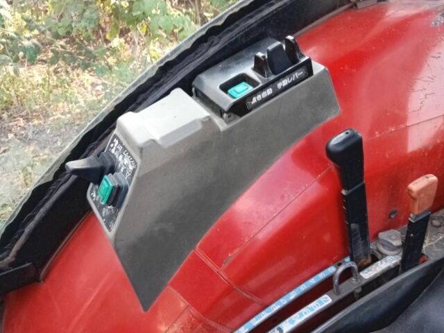 Червоний Янмар RS33, об'ємом двигуна 1.6 л та пробігом 2 тис. км за 10800 $, фото 9 на Automoto.ua