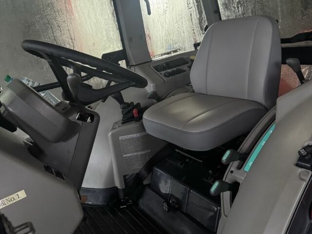 Красный Янмар US 540, объемом двигателя 2.2 л и пробегом 20 тыс. км за 16500 $, фото 4 на Automoto.ua