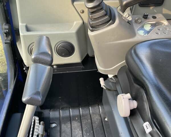 Янмар VIO50, объемом двигателя 0 л и пробегом 0 тыс. км за 36800 $, фото 9 на Automoto.ua