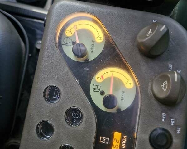 Желтый Янмар VIO 70, объемом двигателя 0 л и пробегом 290 тыс. км за 40698 $, фото 12 на Automoto.ua