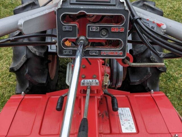 Красный Янмар YT 6S, объемом двигателя 0 л и пробегом 10 тыс. км за 1700 $, фото 7 на Automoto.ua