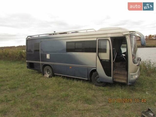 Синий Юи ЗГТ 6730, объемом двигателя 3.86 л и пробегом 55 тыс. км за 16500 $, фото 4 на Automoto.ua