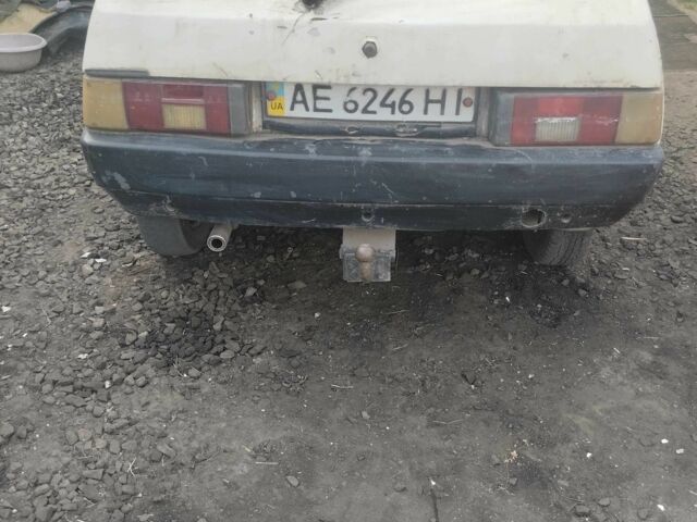 Белый ЗАЗ 1102 Таврия, объемом двигателя 1.1 л и пробегом 100 тыс. км за 267 $, фото 2 на Automoto.ua